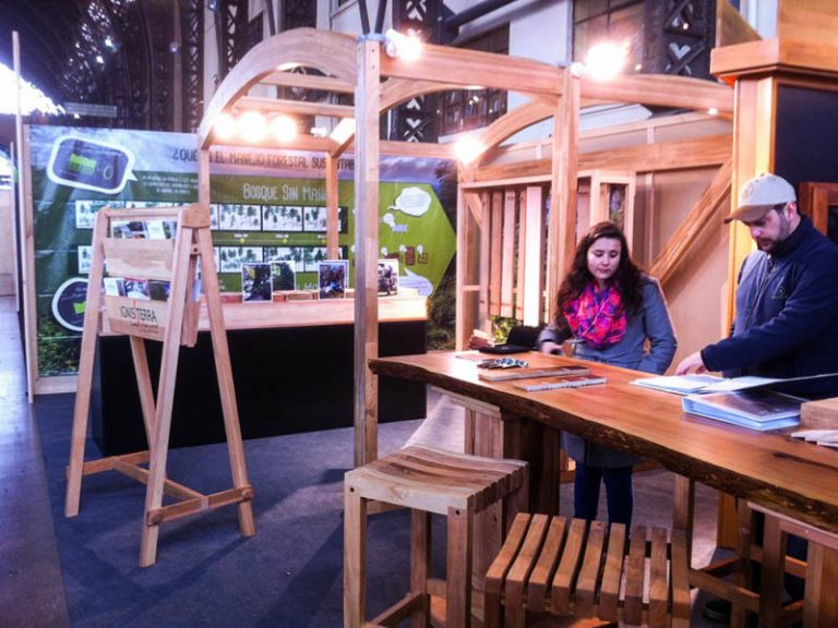 IGNISTERRA EN LA SEMANA DE LA MADERA 2014